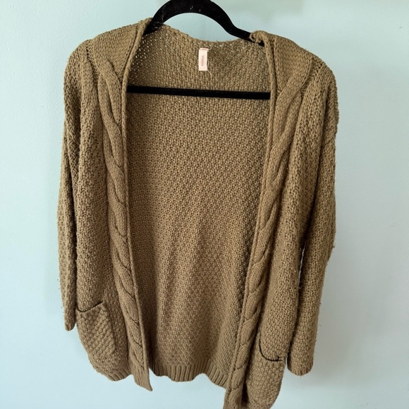 Wishlist Green Cable Knit Cardigan Sweater - Picture 1 of 6